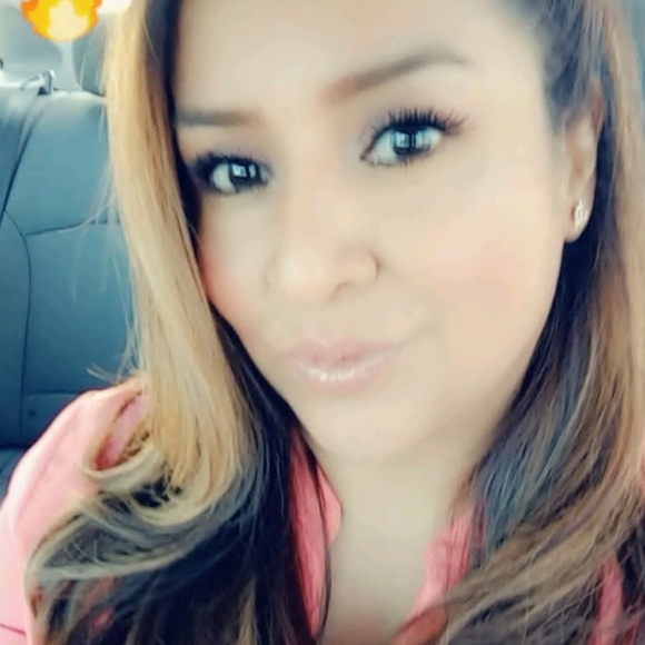 Meet your Posher, Elizabeth - Picture 1 of 1